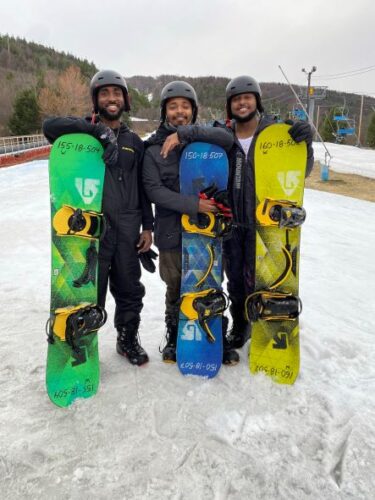 University of Virginia Jayson Esdaille, MD, Surgery Resident Snowboarding with friends